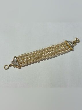 J Crew Multi-Strand Pearl Bracelet w/ Crystal Accents Bridal Clean Girl Preppy